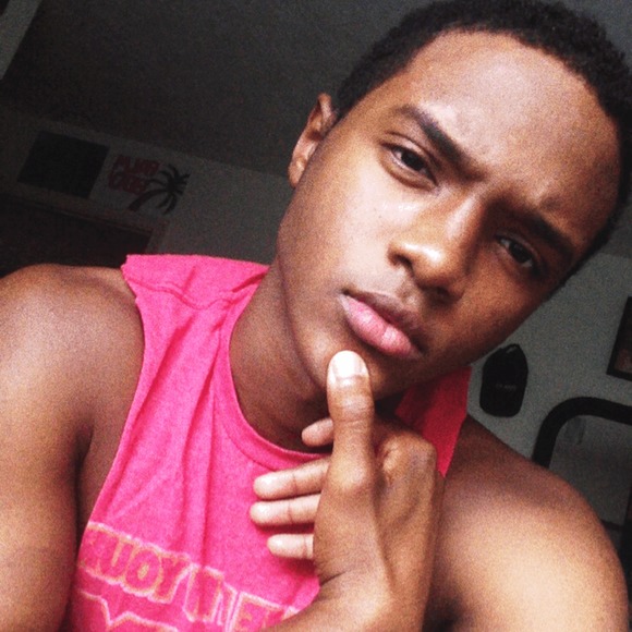 Profile Picture of Corey Tibbs (@24kmelanin) on Poshmark
