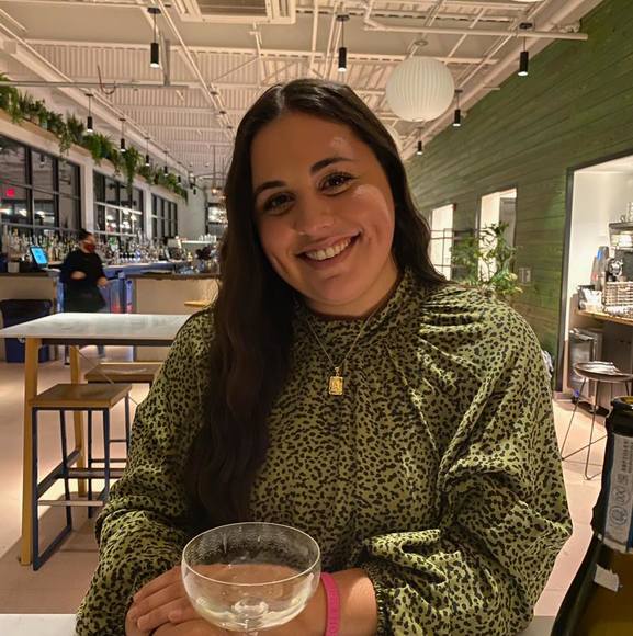 Profile Picture of Alessandra Nolfi (@alessandranolfi) on Poshmark