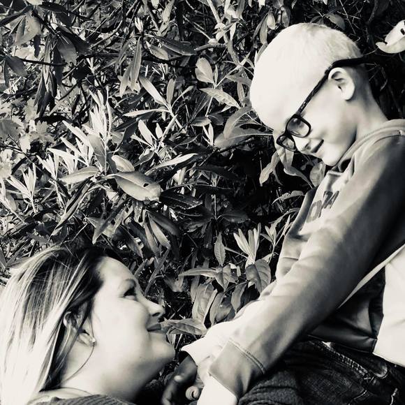 Profile Picture of Kendra Faircloth (@xkendrao21) on Poshmark