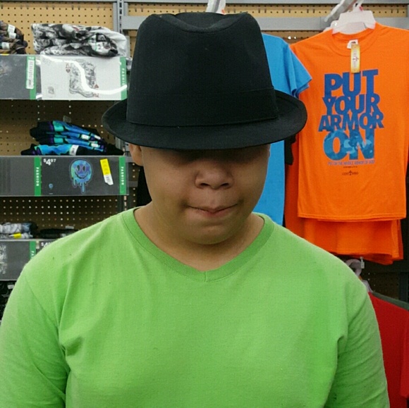 Profile Picture of Michael Stansberry (@maxmolly20) on Poshmark