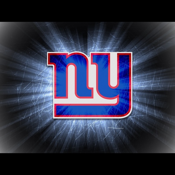 Profile Picture of Leo Reyes (@itsleoreyez) on Poshmark