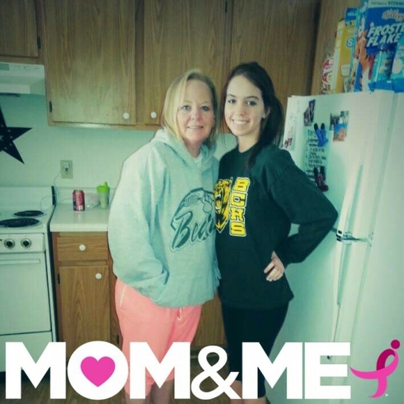 Profile Picture of Amy Peterschmidt-bramlett (@amy_bramlett) on Poshmark