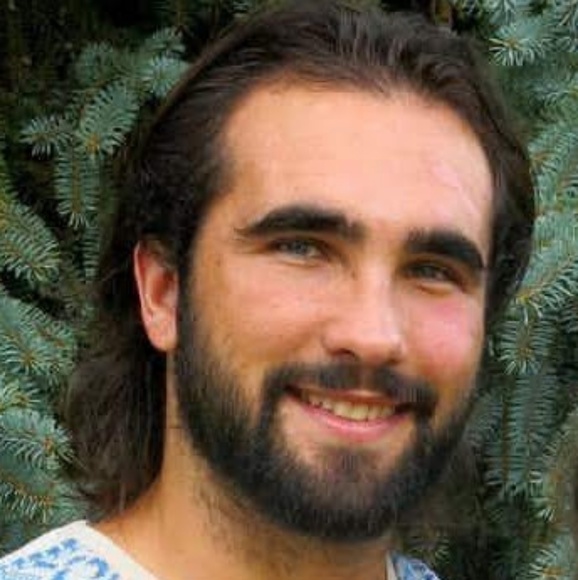 Profile Picture of Jacob Winter (@jakewin) on Poshmark