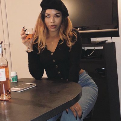 Profile Picture of Jazmyn (@JazyJeff) on Twitter