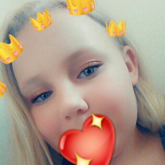 Profile Picture of Trinity Brooks (@tjbrooks1202) on Poshmark