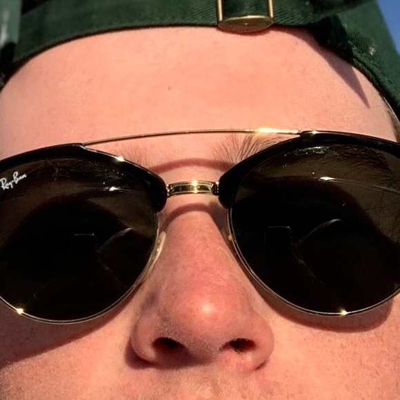 Profile Picture of Michael New (@mikeynew300) on Poshmark