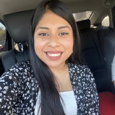 Profile Picture of Jennifer Cruzon Twitter