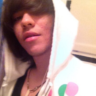 Profile Picture of Shawn (@FlyThatKite420) on Twitter