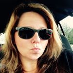 Profile Picture of Melanie Keating (@melanienaukeating) on Instagram
