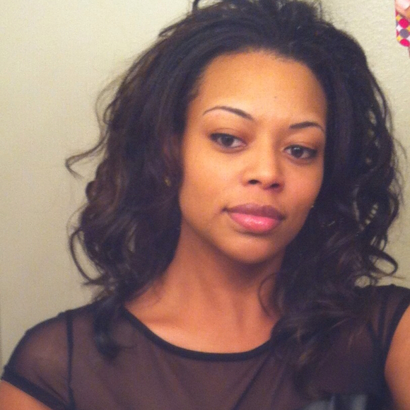 Profile Picture of Cheralyn Brown (@cdbrown42) on Poshmark