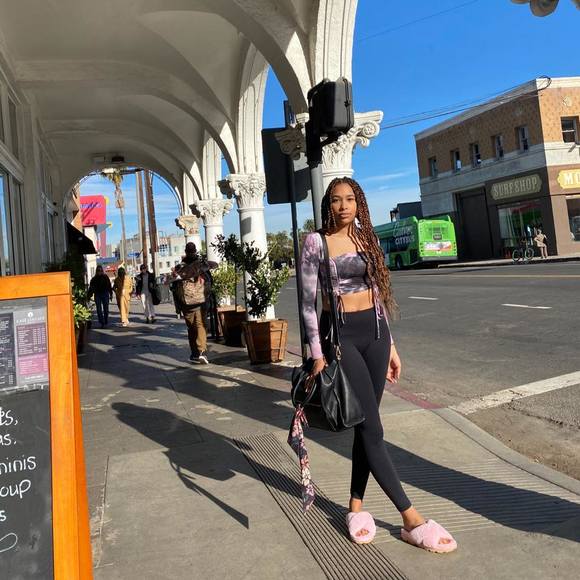 Profile Picture of Jade Freeman (@jadefreeman248) on Poshmark
