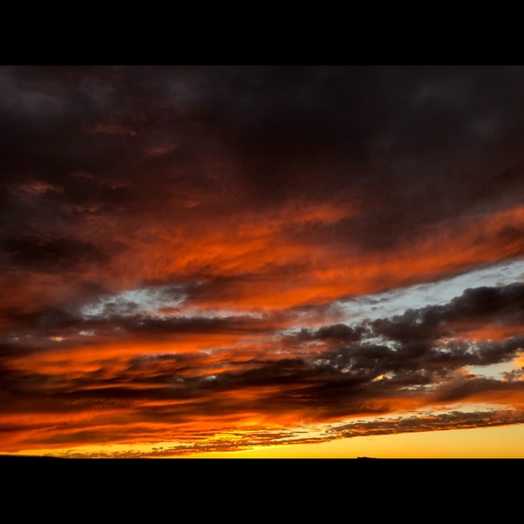 Profile Picture of Hannah Kobberger (@hannahk2218) on Poshmark