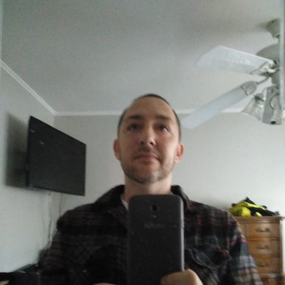 Profile Picture of Joseph Galucci (@josephgalucci) on Poshmark