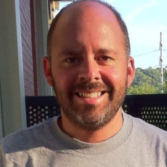 Profile Picture of David Fireman (@fireabe) on Poshmark