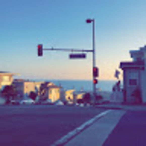 Profile Picture of Sophia marie Metzner (@sophiametzner) on Poshmark