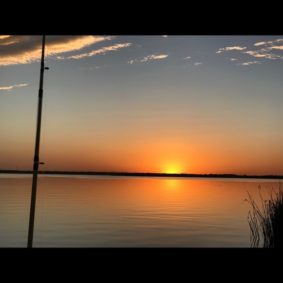 Profile Picture of Vicki Gammage (@vgamma04) on Poshmark