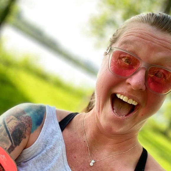 Profile Picture of Amy Higbie (@cmhmom) on Poshmark