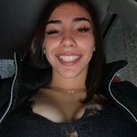 Profile Picture of daniela (@muevelocomoella) on Instagram