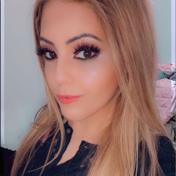 Profile Picture of Sarah Sadek (@rockfella2k6) on Poshmark