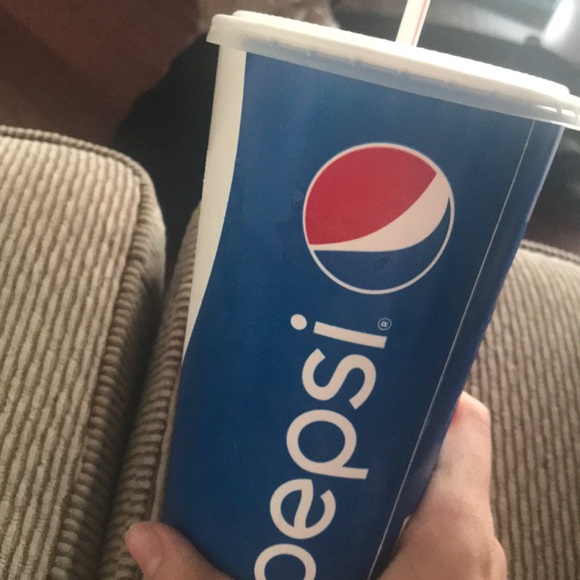 Savannah Laurencelle - Poshmark Profile Picture of Savannah Laurencelle (@savannahcat42) on Poshmark