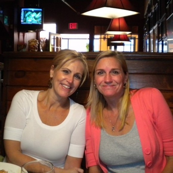 Pamela Lloyd judd - Poshmark Profile Picture of Pamela Lloyd judd (@pamela342) on Poshmark