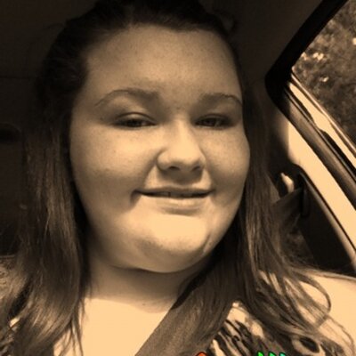Profile Picture of nellie hopper (@nell_bell91212) on Twitter