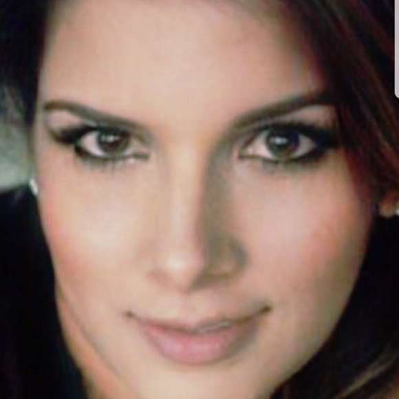 Profile Picture of Zulema Alvarado (@zulybella2) on Poshmark
