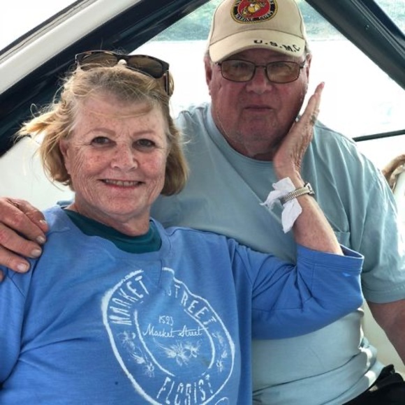 Profile Picture of Joan Duncan (@jdunlady) on Poshmark