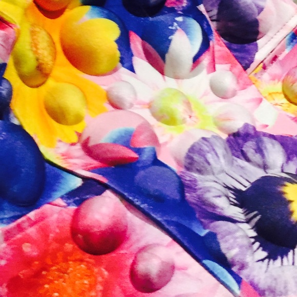 Profile Picture of Valencia Tuitt (@stylesbyvv) on Poshmark