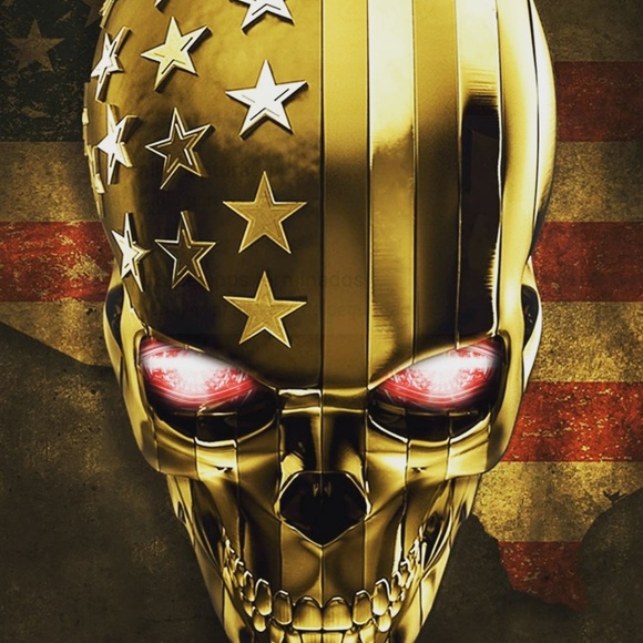 Profile Picture of Sean Borden (@seansavage683) on Poshmark