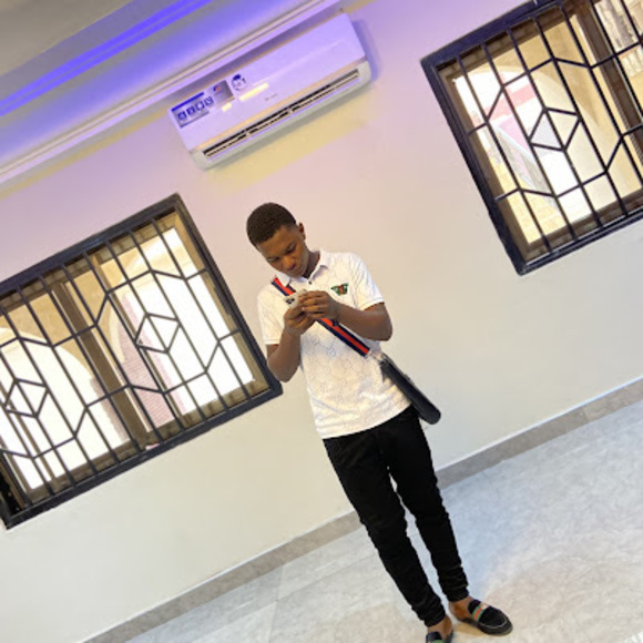 Profile Picture of Owusu Ansah (@owusuansah7210) on Poshmark