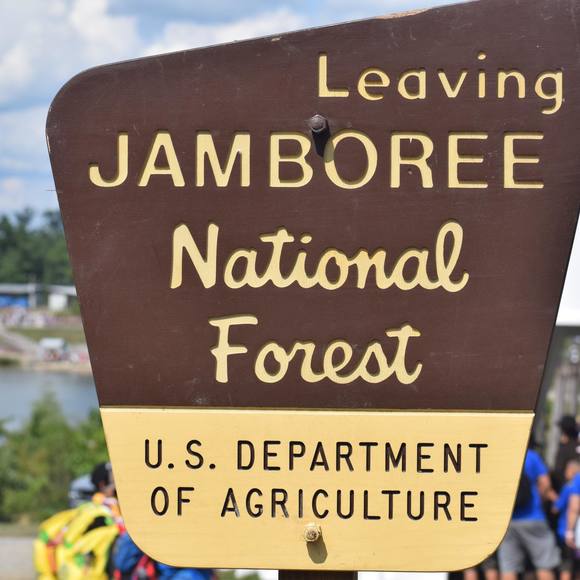 Profile Picture of Jon Mercer (@jon453i) on Poshmark