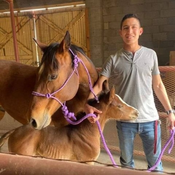 Profile Picture of Luis Arturo (@luislujan3) on Poshmark