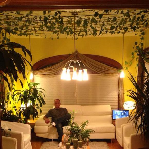 Mike Danoun - Poshmark Profile Picture of Mike Danoun (@mikedanoun) on Poshmark