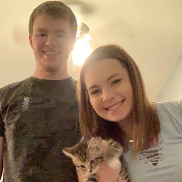 Profile Picture of Kayla Molohon (@kayla_molohon) on Poshmark