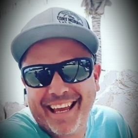 Profile Picture of J. Chris Elliott (@cristobalCRE) on Twitter