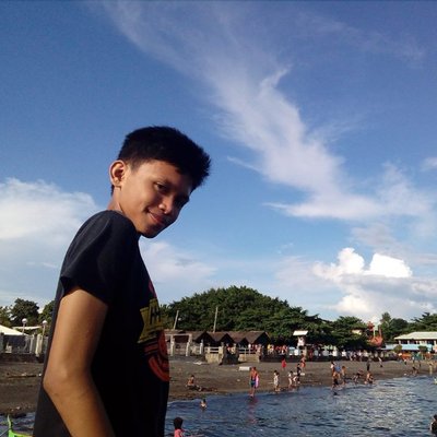 Profile Picture of Richard Adler (@evarichard124) on Twitter