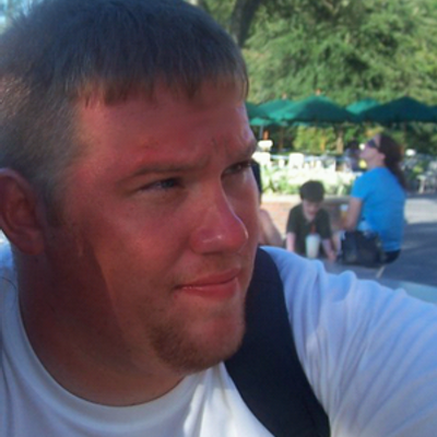 Profile Picture of Aaron Van Buren (@Huixian08) on Twitter