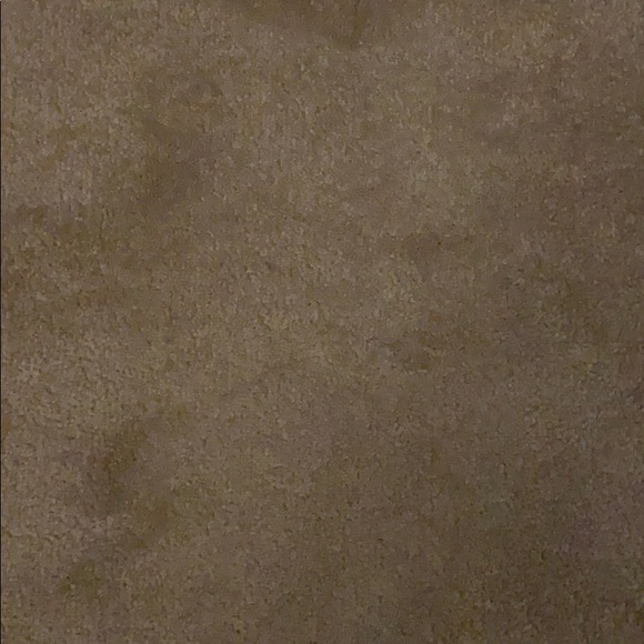 Andrea Evangelista - Poshmark Profile Picture of Andrea Evangelista (@andreaevangelis) on Poshmark