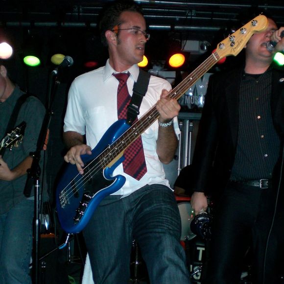 Profile Picture of Michael Parker (@fripple60) on Poshmark