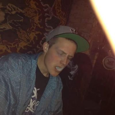 Profile Picture of Brian Beeler (@BBudz420) on Twitter