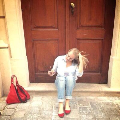 Profile Picture of Alexandra Hofer (@AlexandraHofer) on Twitter