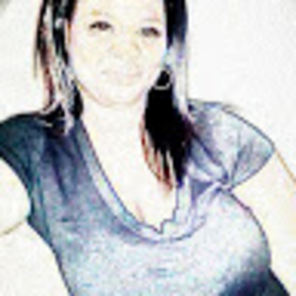 Profile Picture of Arnel Smith (@arnelsmith716) on Poshmark