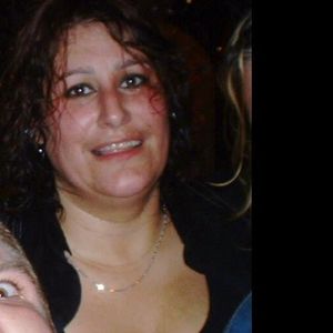Profile Picture of Lisa Newcomb (@lisa_newcomb) on Myspace