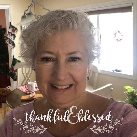 Profile Picture of Carol Poulin (@carolpoulin) on Poshmark