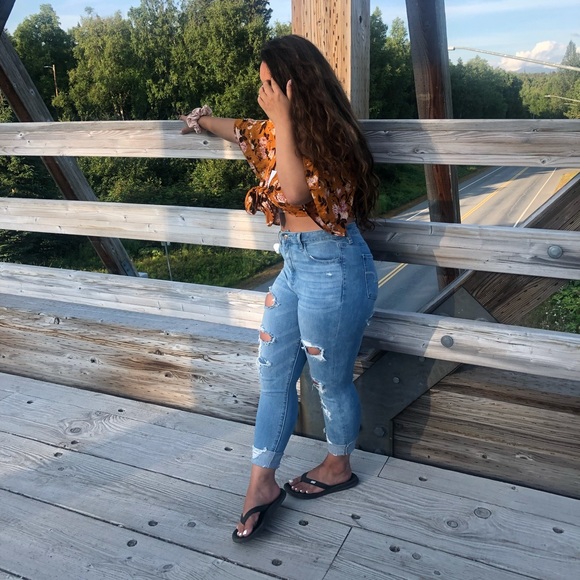 Profile Picture of Janae Janae (@janaescloset01) on Poshmark