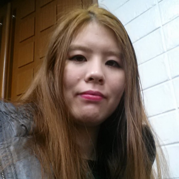 Dianna Laxton - Poshmark Profile Picture of Dianna Laxton (@diannalaxton) on Poshmark