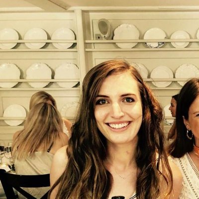 Profile Picture of Alexandra Sinclair (@alexandrasinc10) on Twitter