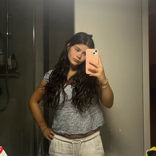 Profile Picture of julia (@juliapando_) on Instagram