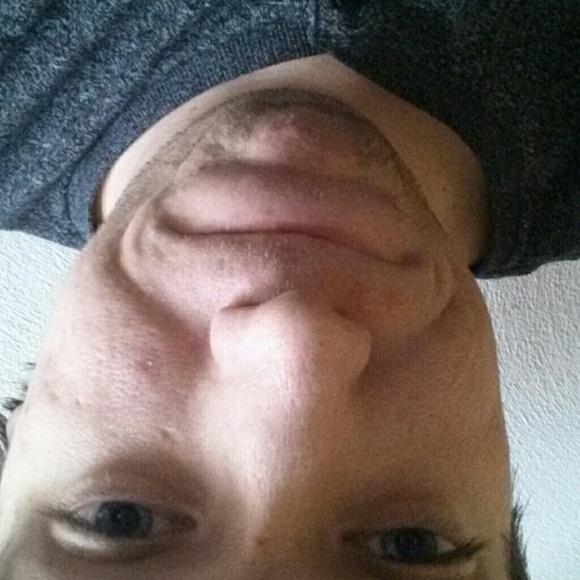 Profile Picture of Jon Turner (@carpet223) on Poshmark